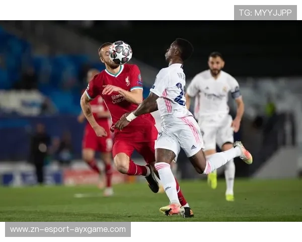 利物浦高位逼抢持续施压 利物浦高位逼抢持续施压